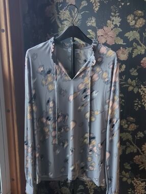 Calvin Klein Soft Gray Floral Drawstring Blouse M